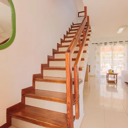 Santiago Complex Duplex 아로나